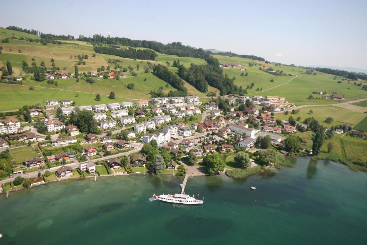 Swiss-Chalet Merlischachen - Romantik Schloss-Hotel Am See Кюснахт Экстерьер фото